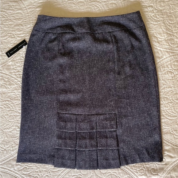 NWT Larry Levine Stretch Womens Pencil Skirt Ruffled Kick Pleat Black Size 10 - Picture 1 of 8